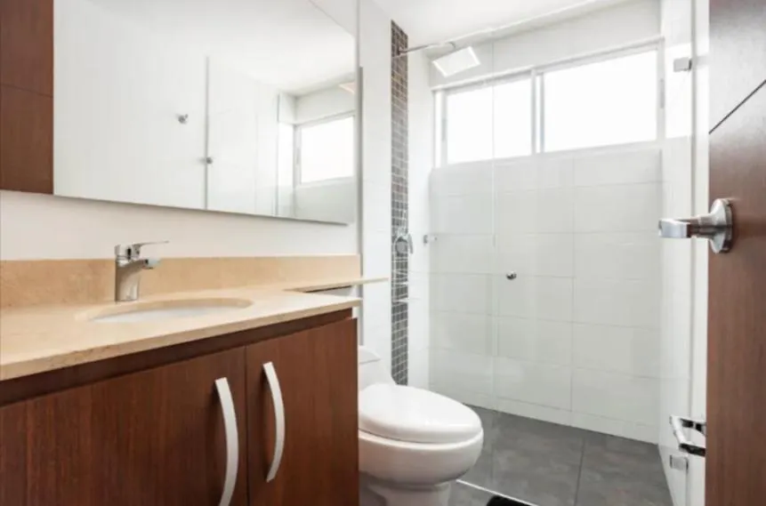 Lujoso Y Economico Apartamento Envigado Apartment
