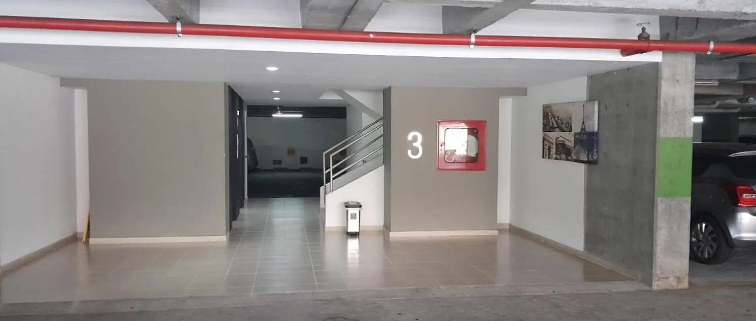 Lujoso Y Economico Apartamento Envigado 0*,  Colombia
