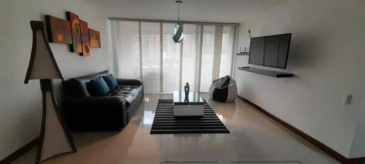Lujoso Y Economico Apartamento Envigado
