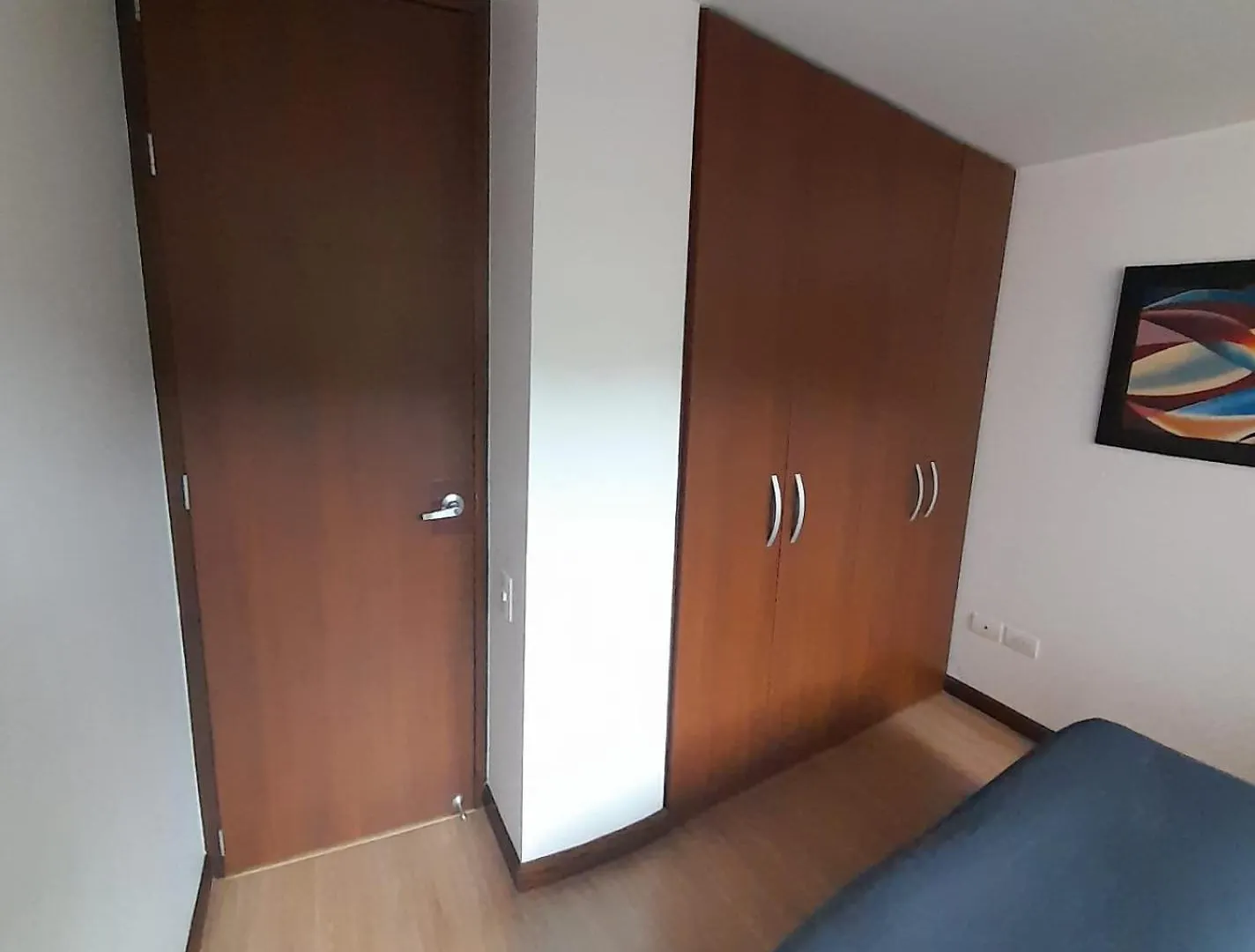Lujoso Y Economico Apartamento Envigado Apartment